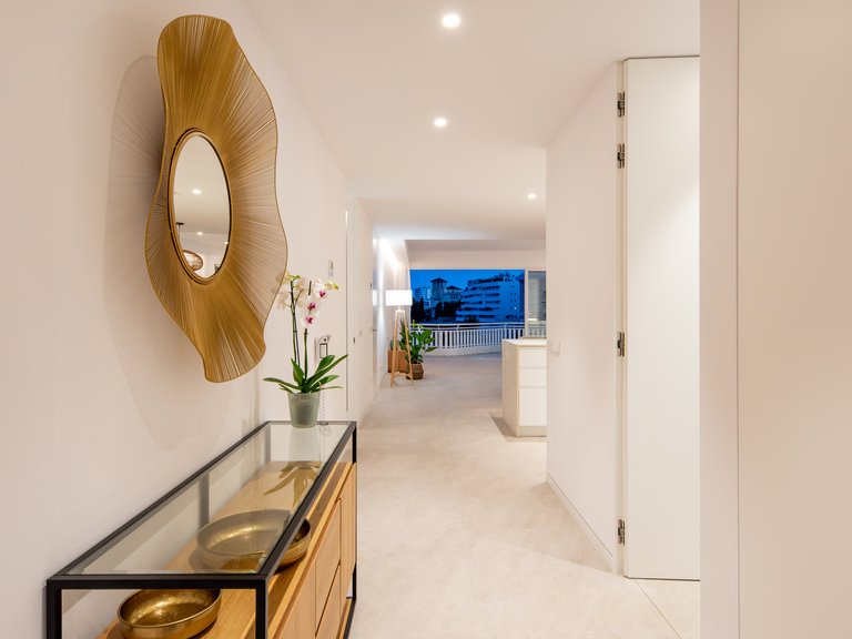 Apartment for Sale in Paseo Marítimo, Balearic Islands 11