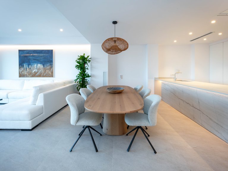 Apartment for Sale in Paseo Marítimo, Balearic Islands 8