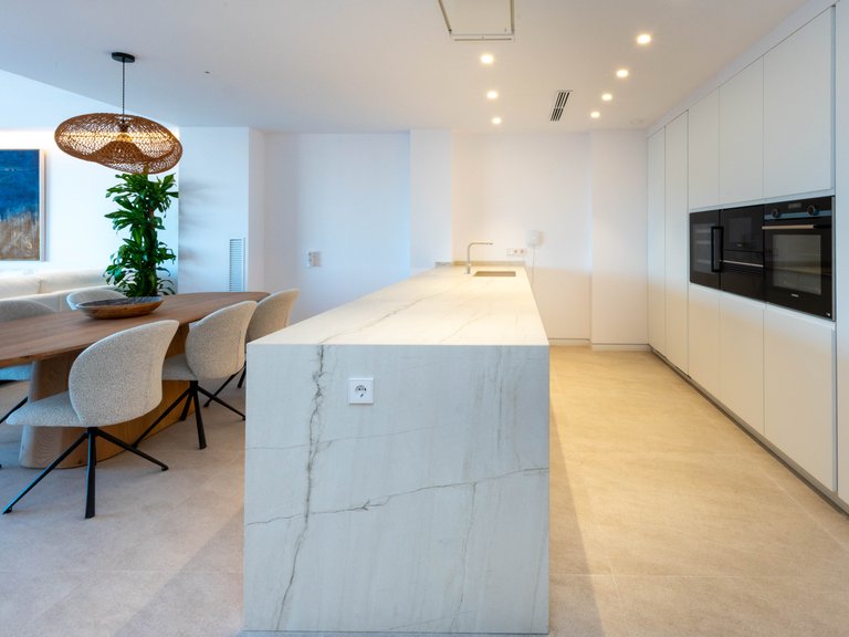 Apartment for Sale in Paseo Marítimo, Balearic Islands 10