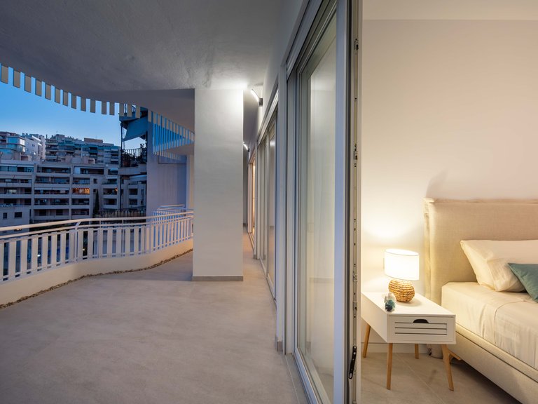 Apartment for Sale in Paseo Marítimo, Balearic Islands 15