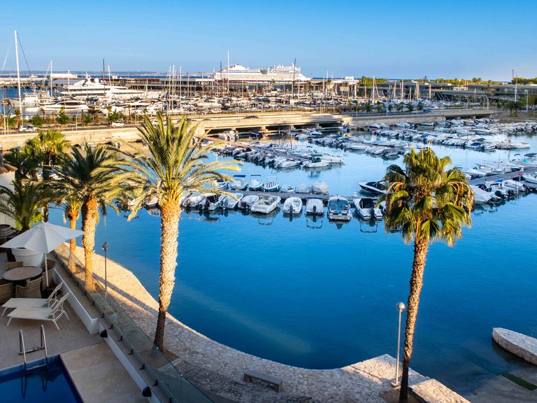Apartment for Sale in Paseo Marítimo, Balearic Islands 22