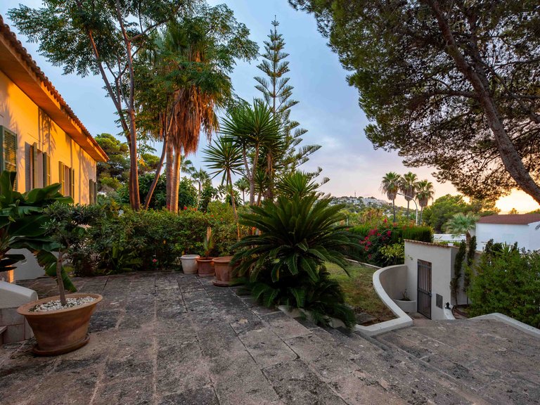 Villa for Sale in Santa Ponsa, Balearic Islands 27