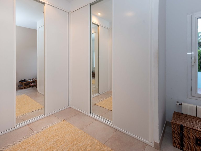 Villa for Sale in Santa Ponsa, Balearic Islands 23