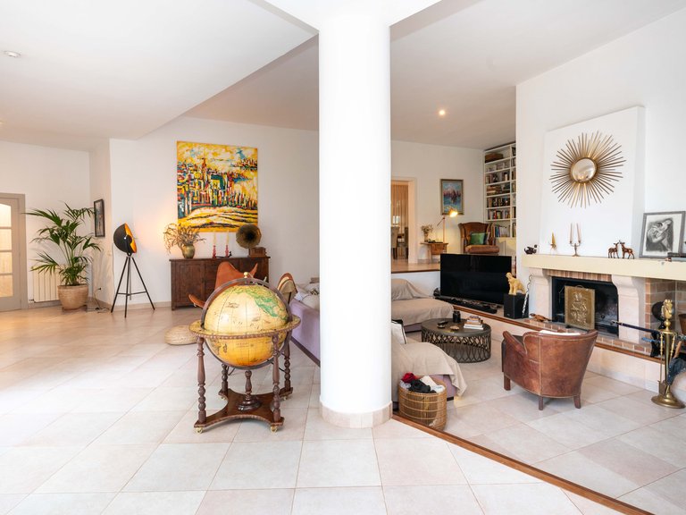 Villa for Sale in Santa Ponsa, Balearic Islands 8