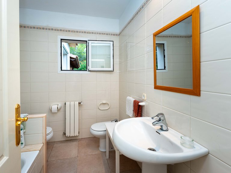 Villa for Sale in Santa Ponsa, Balearic Islands 21