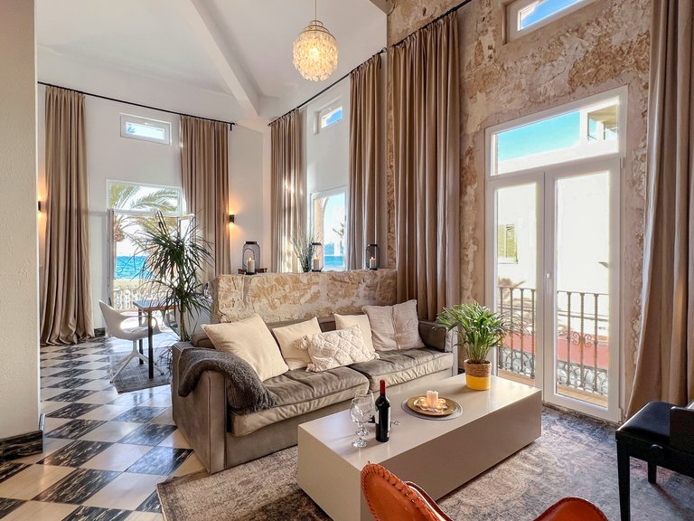 Villa for Sale in Arenal & Can Pastilla, Balearic Islands 1