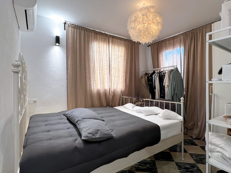 Villa for Sale in Arenal & Can Pastilla, Balearic Islands 9
