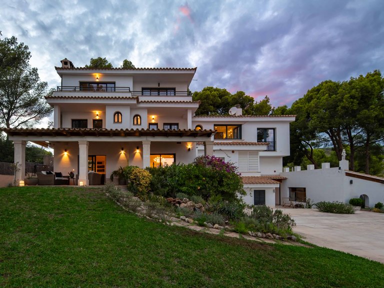 Villa for Sale in Cas Català, Balearic Islands 5