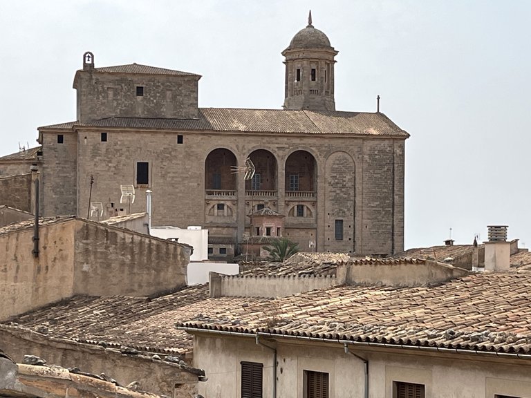 Town House for Sale in Llucmajor, Balearic Islands 2