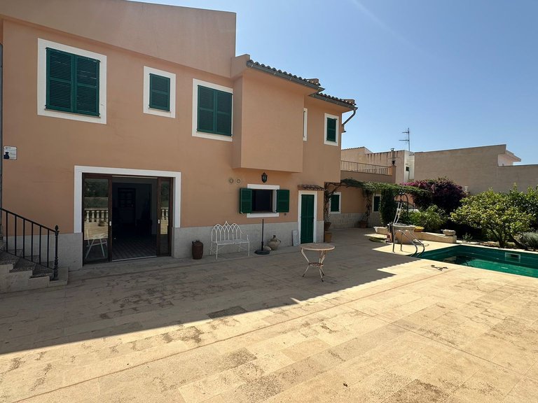Villa for Sale in Establiments, Balearic Islands 5