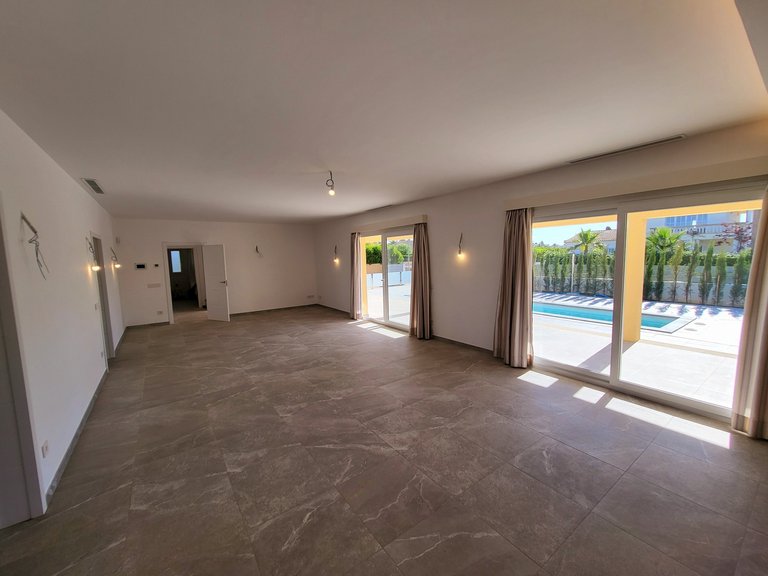 Villa for Sale in Sa Ràpita, Balearic Islands 7