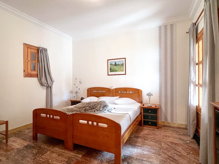 Villa for Sale in Arenal & Can Pastilla, Balearic Islands 16