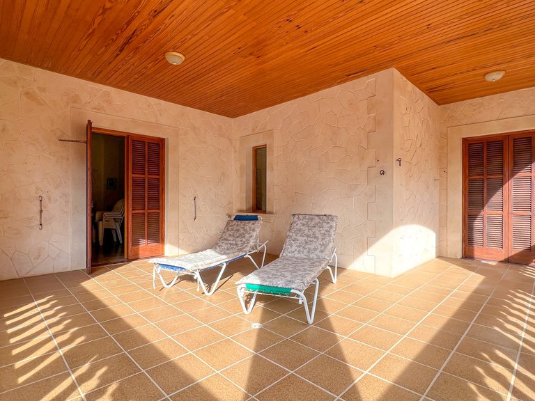 Villa for Sale in Arenal & Can Pastilla, Balearic Islands 3