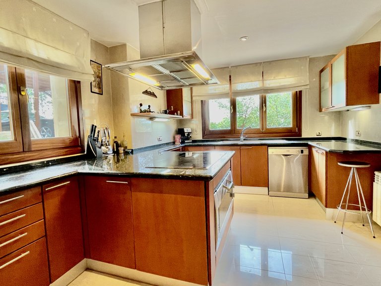 Villa for Sale in Bendinat, Balearic Islands 40