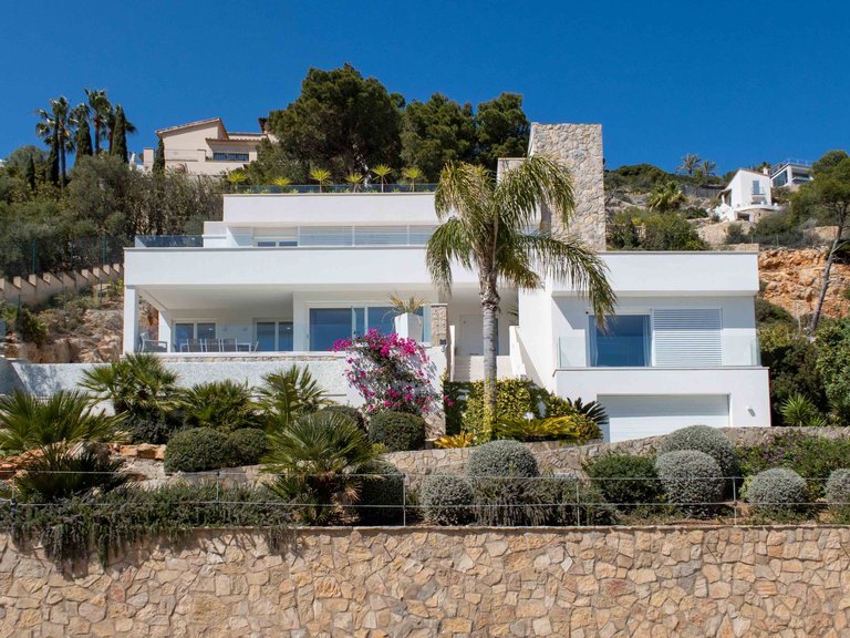Villa for Sale in Puerto De Andratx, Balearic Islands 1