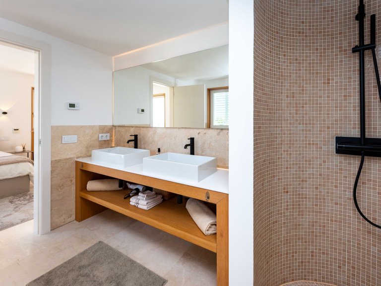 Villa for Sale in Puerto De Andratx, Balearic Islands 22