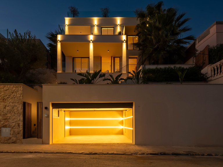 Villa for Sale in Santa Ponsa, Balearic Islands 8