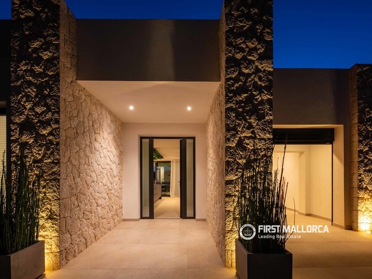 Villa for Sale in Costa D´en Blanes, Balearic Islands 3