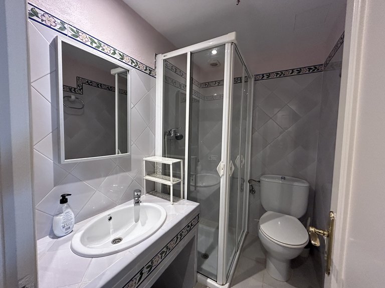 Apartment for Rent in Santa Ponsa, Balearic Islands 16