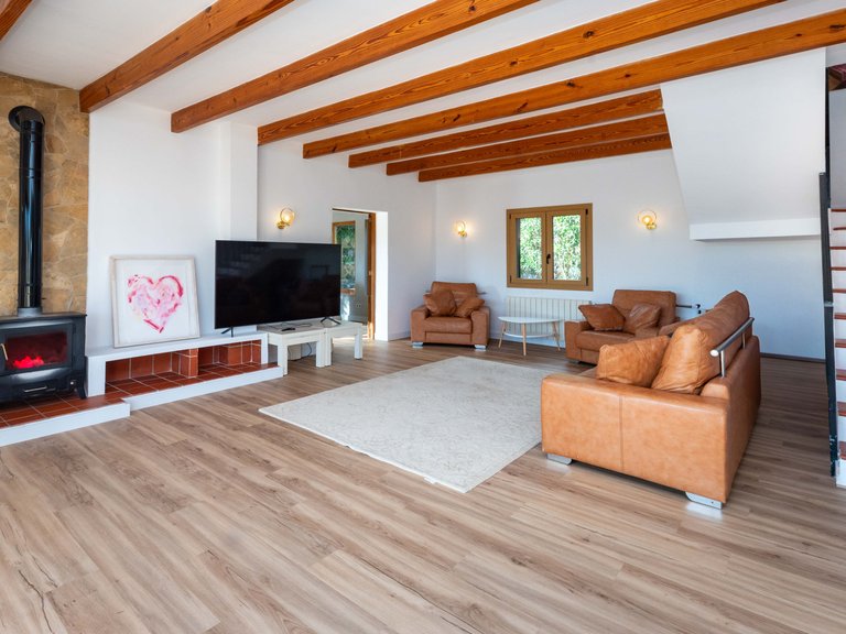 Villa for Sale in Es Capdellà, Balearic Islands 6