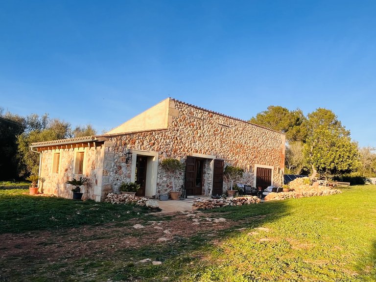 Country House for Sale in Sencelles, Balearic Islands 2