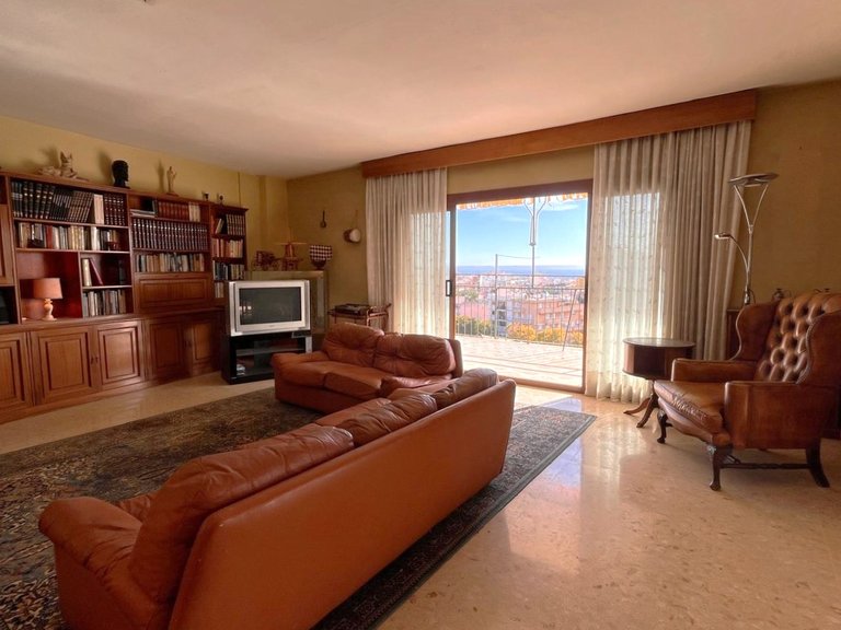 Apartment for Sale in Palma De Mallorca, Balearic Islands 2