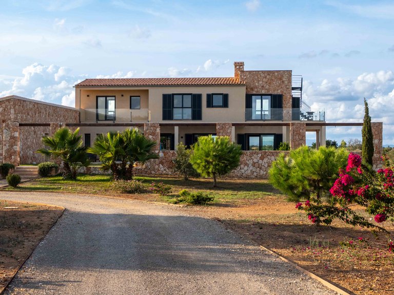 Country House for Sale in Ses Salines, Balearic Islands 31