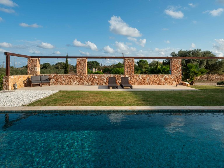 Country House for Sale in Ses Salines, Balearic Islands 13