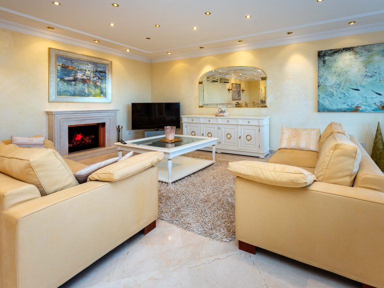 Villa for Sale in Nova Santa Ponsa, Balearic Islands 8