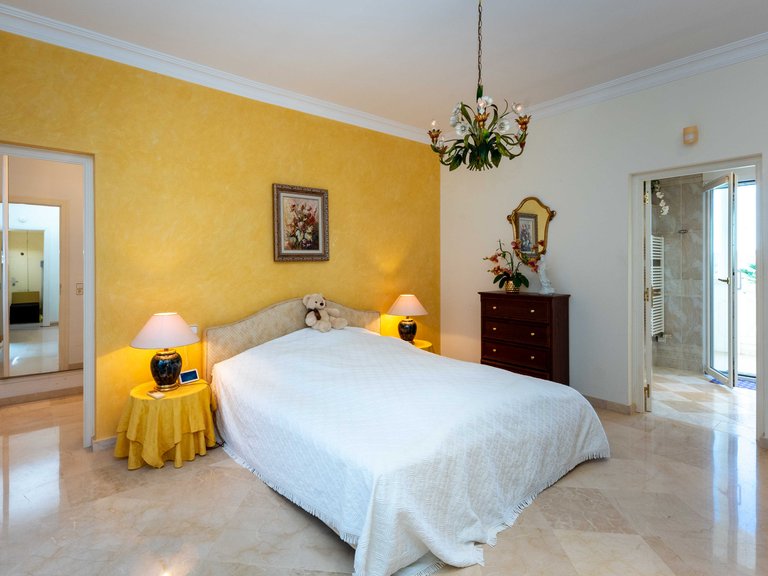 Villa for Sale in Nova Santa Ponsa, Balearic Islands 19
