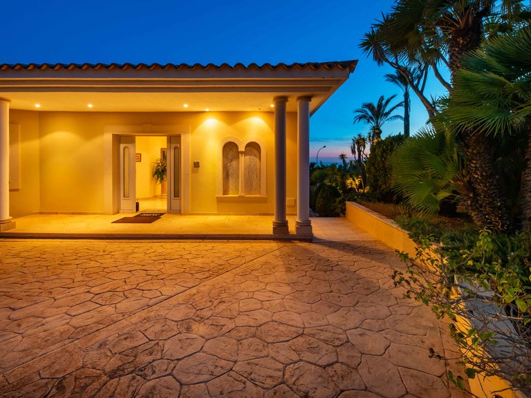 Villa for Sale in Nova Santa Ponsa, Balearic Islands 5