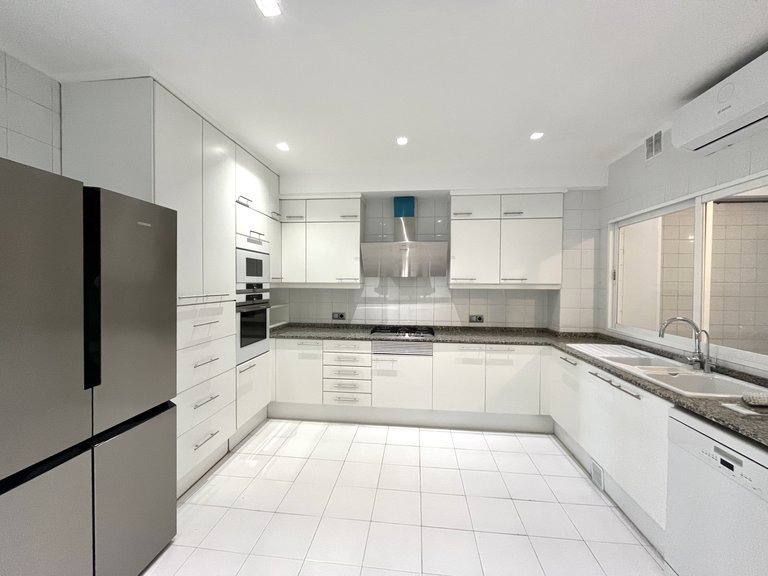 Apartment for Rent in Palma De Mallorca, Balearic Islands 4