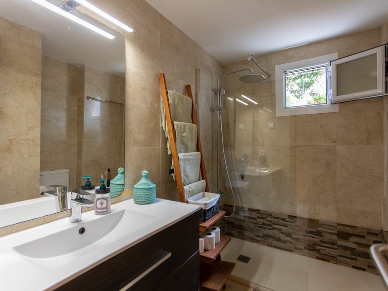 Apartment for Sale in Puerto De Sóller, Balearic Islands 6