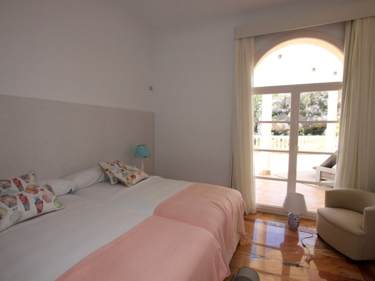 Villa for Sale in Son Vida, Balearic Islands 20