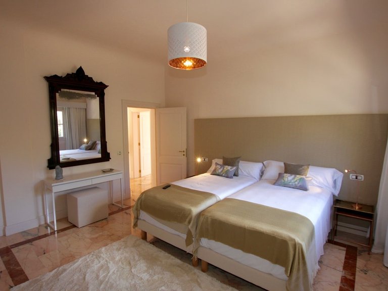 Villa for Sale in Son Vida, Balearic Islands 8