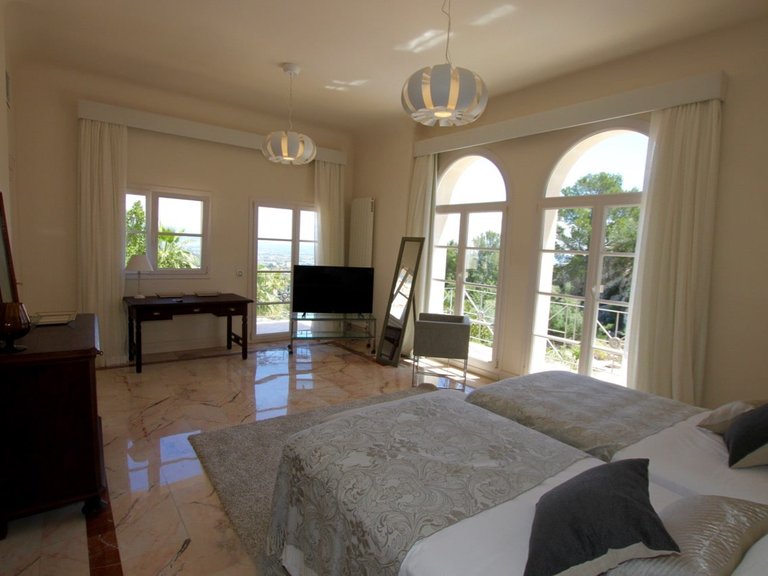 Villa for Sale in Son Vida, Balearic Islands 11
