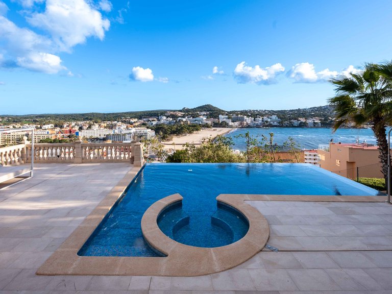Villa for Sale in Santa Ponsa, Balearic Islands 23
