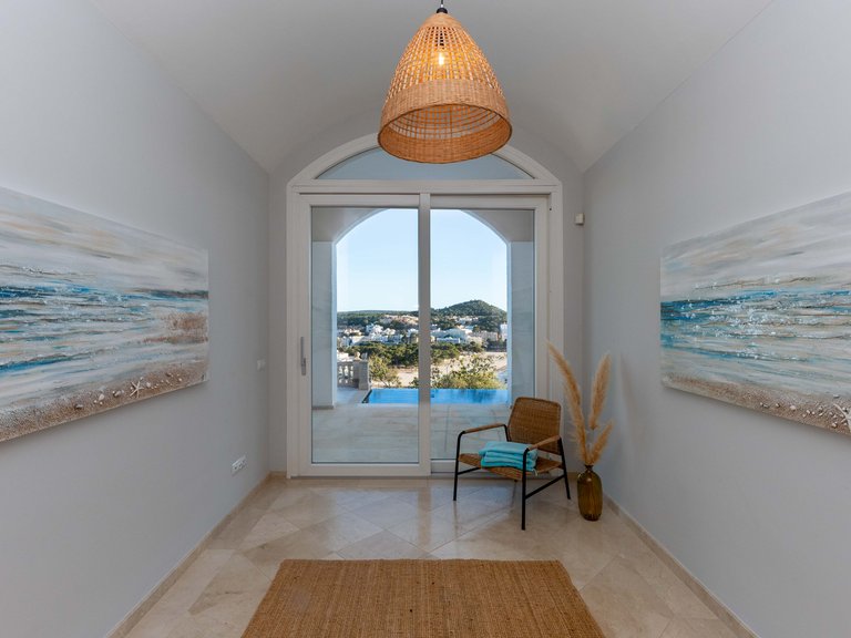 Villa for Sale in Santa Ponsa, Balearic Islands 11