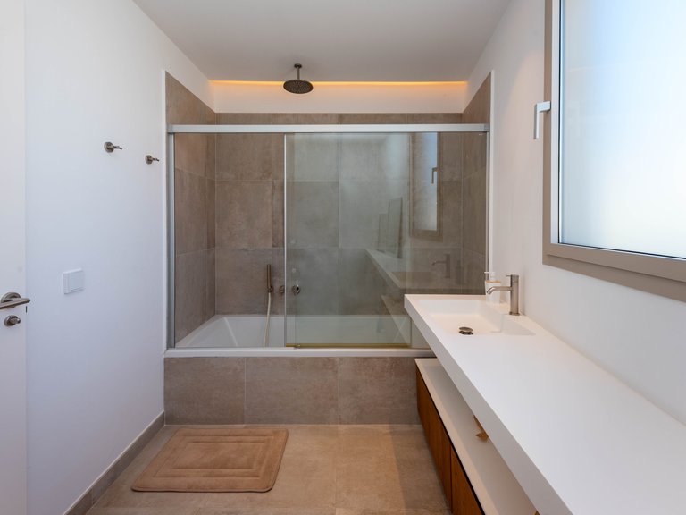 Villa for Sale in Calvià Village, Balearic Islands 16