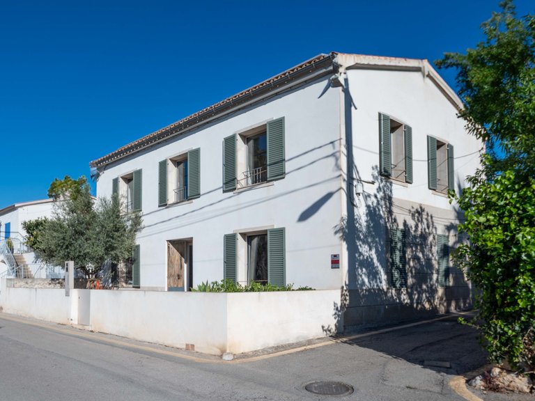 Villa for Sale in Calvià Village, Balearic Islands 22