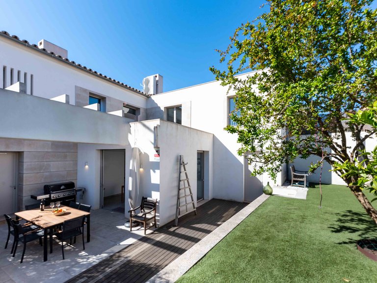 Villa for Sale in Calvià Village, Balearic Islands 21