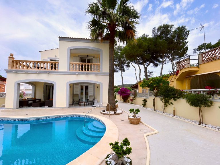Villa for Sale in El Toro, Balearic Islands 3