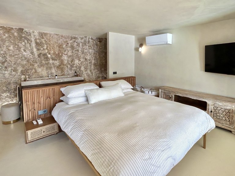 Apartment for Sale in Puerto De Andratx, Balearic Islands 9