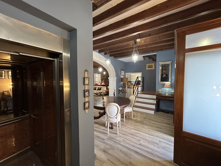 Villa for Sale in Establiments, Balearic Islands 3