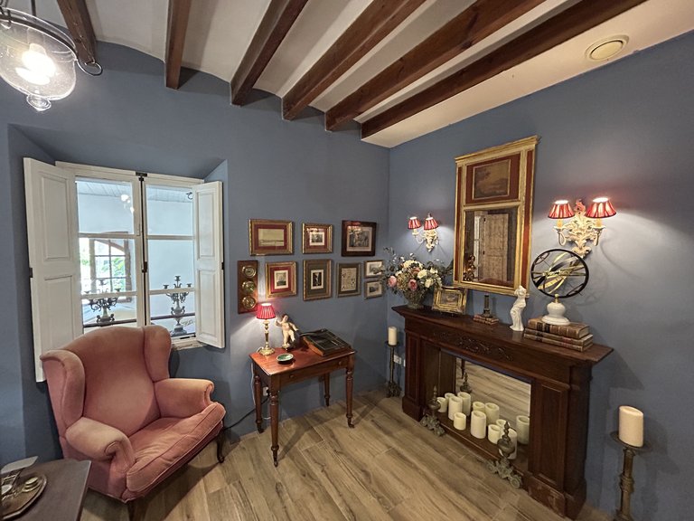 Villa for Sale in Establiments, Balearic Islands 9