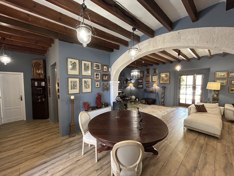 Villa for Sale in Establiments, Balearic Islands 2