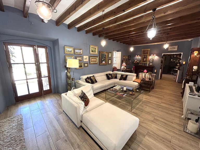 Villa for Sale in Establiments, Balearic Islands 7