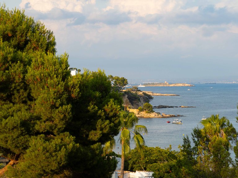 Villa for Sale in Palmanova, Balearic Islands 22