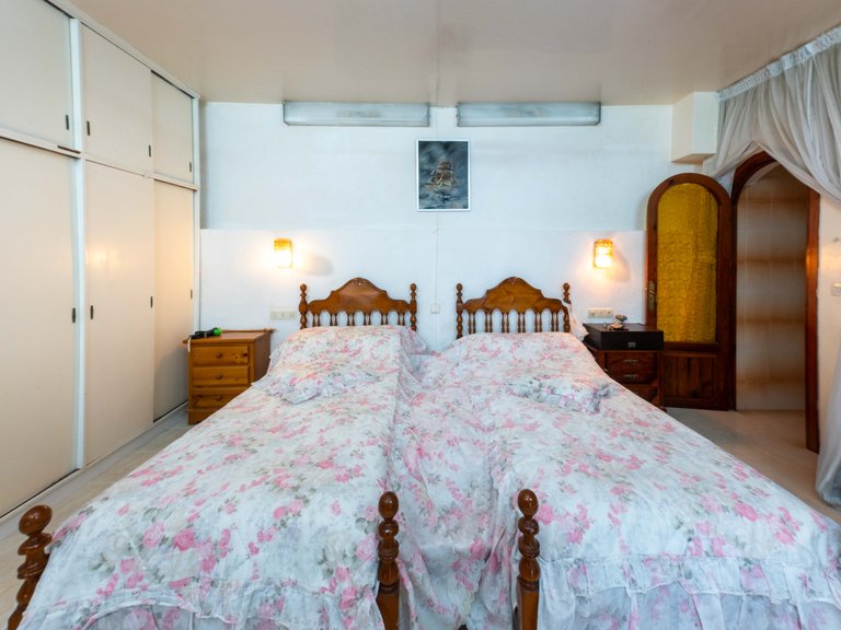 Villa for Sale in Palmanova, Balearic Islands 16