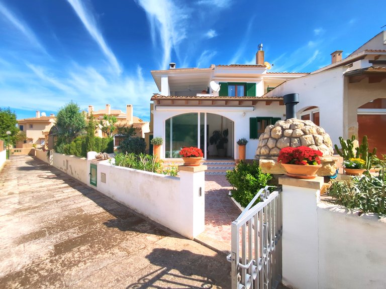 Villa for Sale in Sa Ràpita, Balearic Islands 1